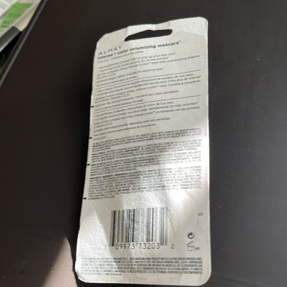 Almay intense I color Volumizing Mascara 033 Midnight - Picture 5 of 5